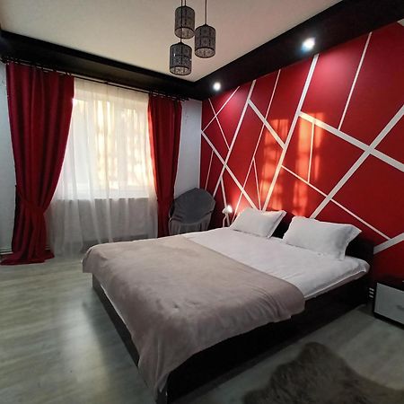 Studio Central Hunedoara Exterior foto